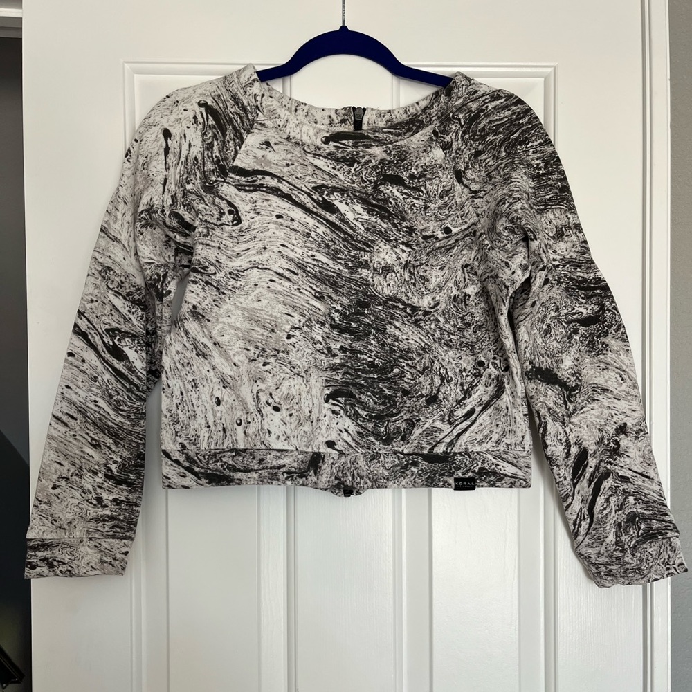 KORAL sweater with zipper